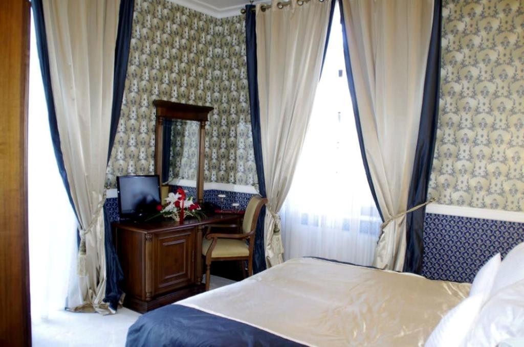Hotel Angelo D'Oro Ploieşti Eksteriør billede