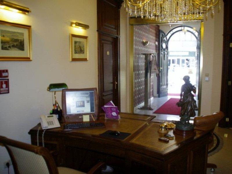 Hotel Angelo D'Oro Ploieşti Eksteriør billede